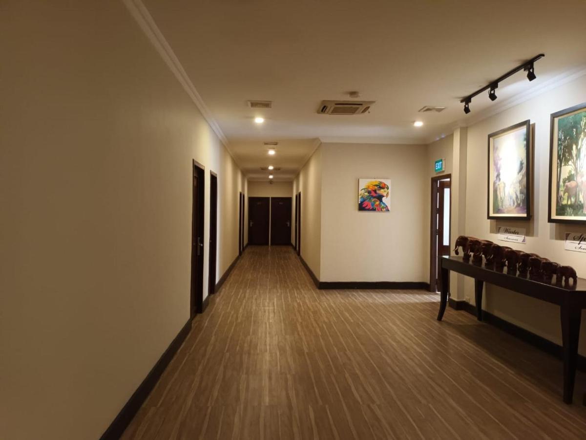 Seasons Riverside Hotel Vientiane Esterno foto