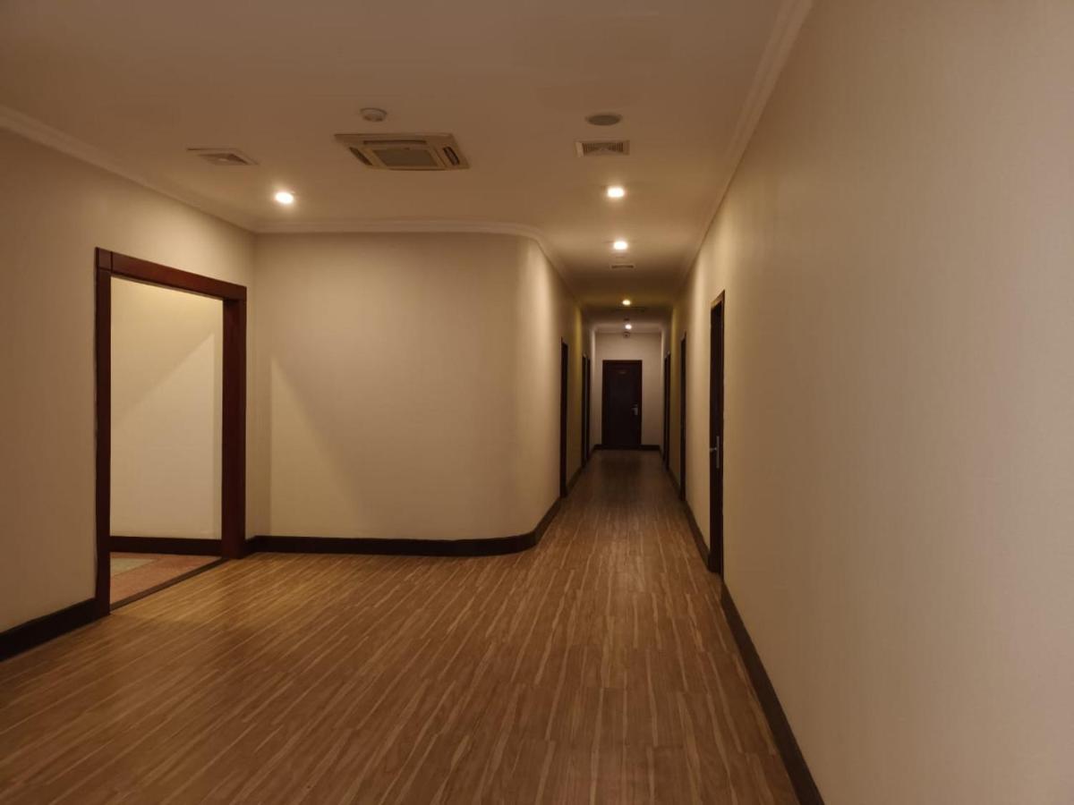 Seasons Riverside Hotel Vientiane Esterno foto