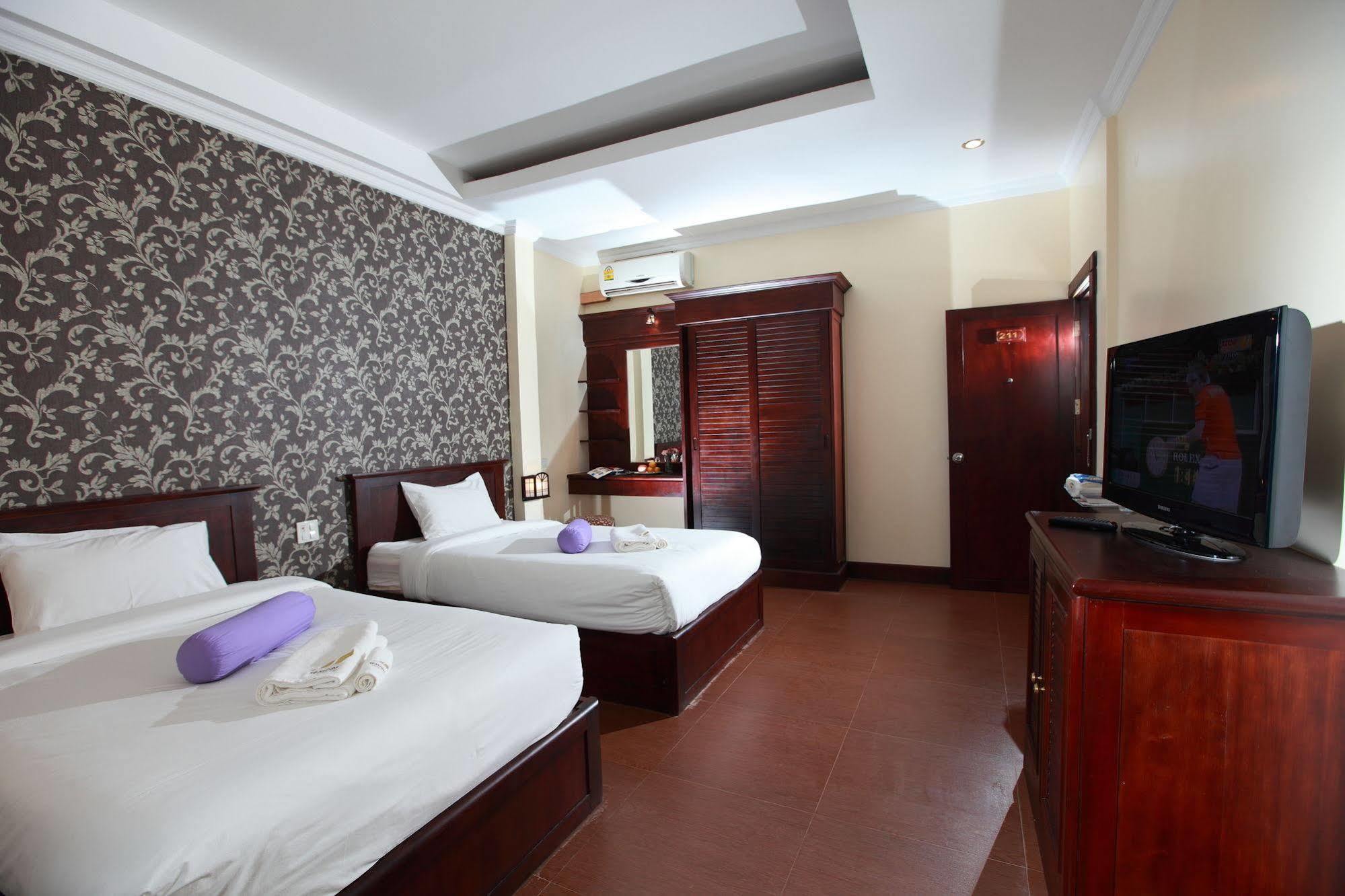 Seasons Riverside Hotel Vientiane Esterno foto
