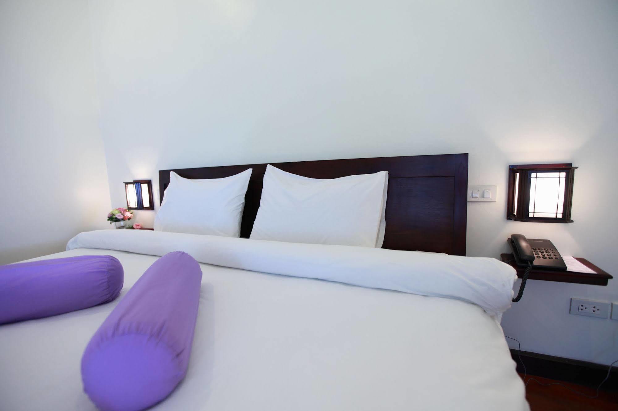 Seasons Riverside Hotel Vientiane Esterno foto