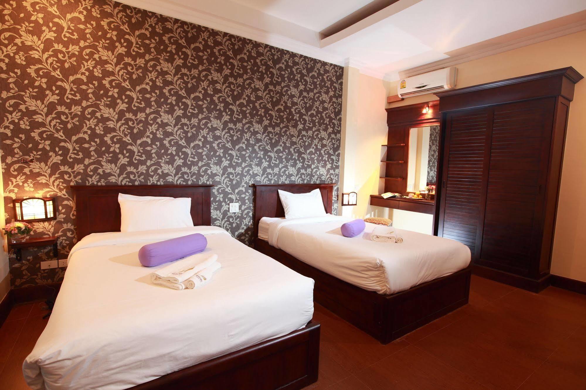 Seasons Riverside Hotel Vientiane Esterno foto